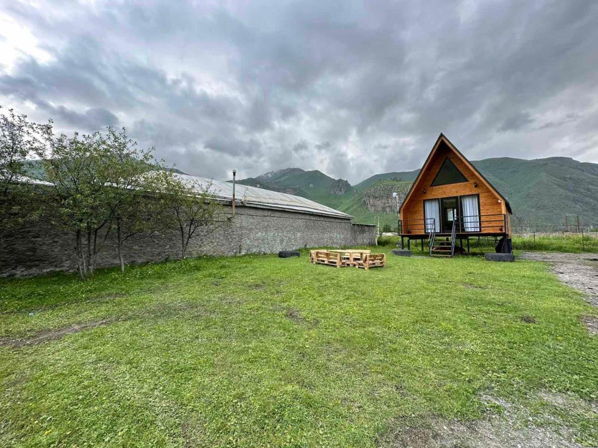 Thomas' Hut Appartement Kasbegi Buitenkant foto