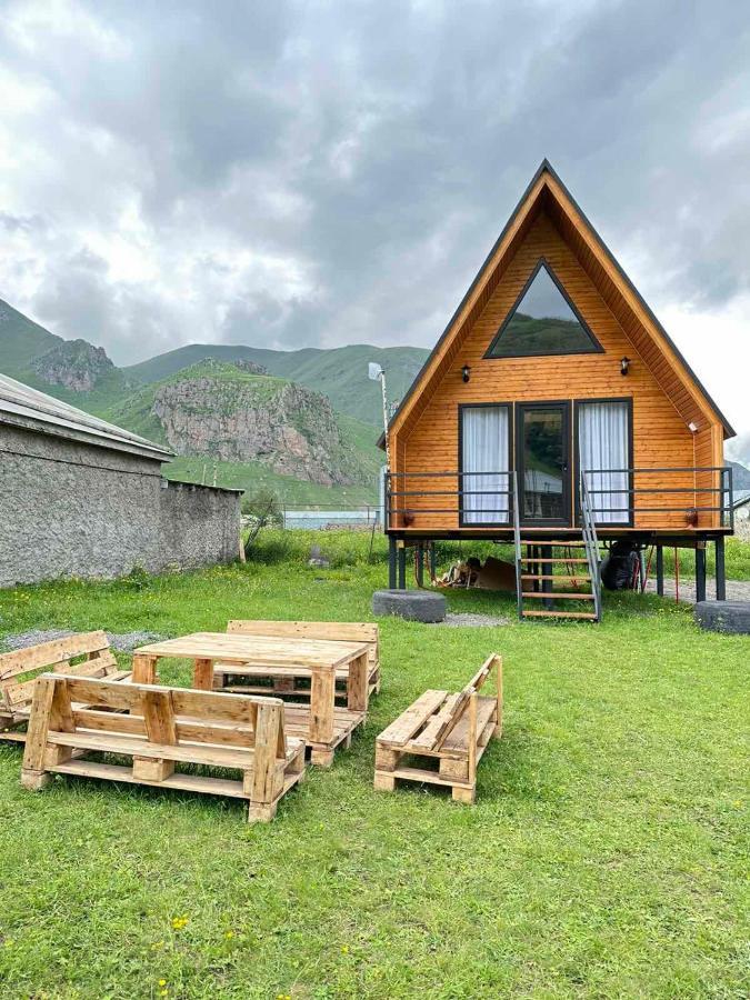 Thomas' Hut Appartement Kasbegi Buitenkant foto