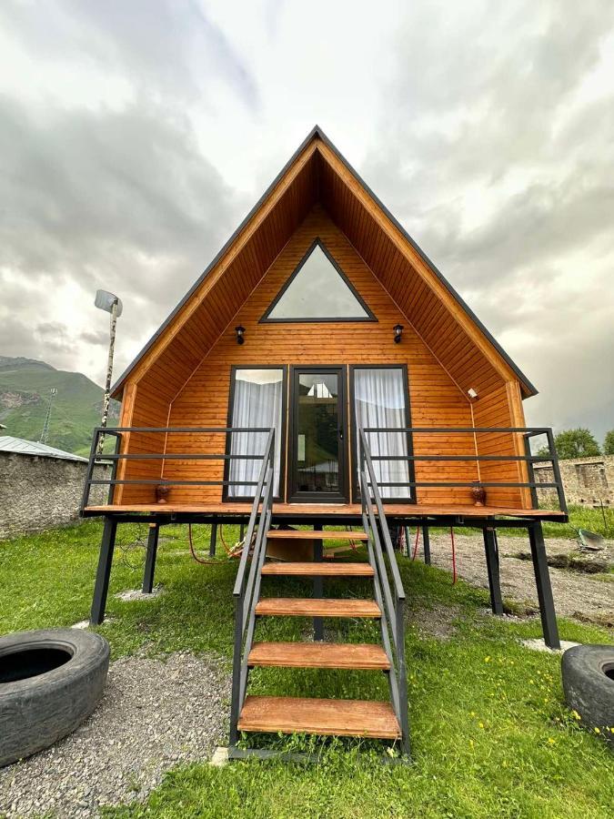 Thomas' Hut Appartement Kasbegi Buitenkant foto